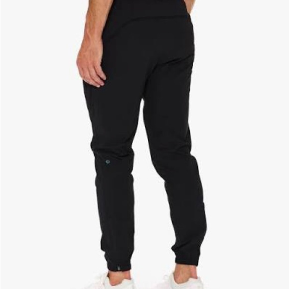 lululemon men’s pace breaker